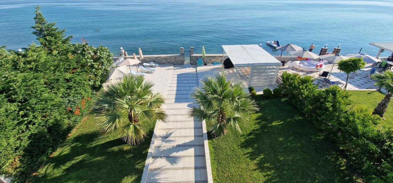 Marry'S House Villa Kariani Exterior photo